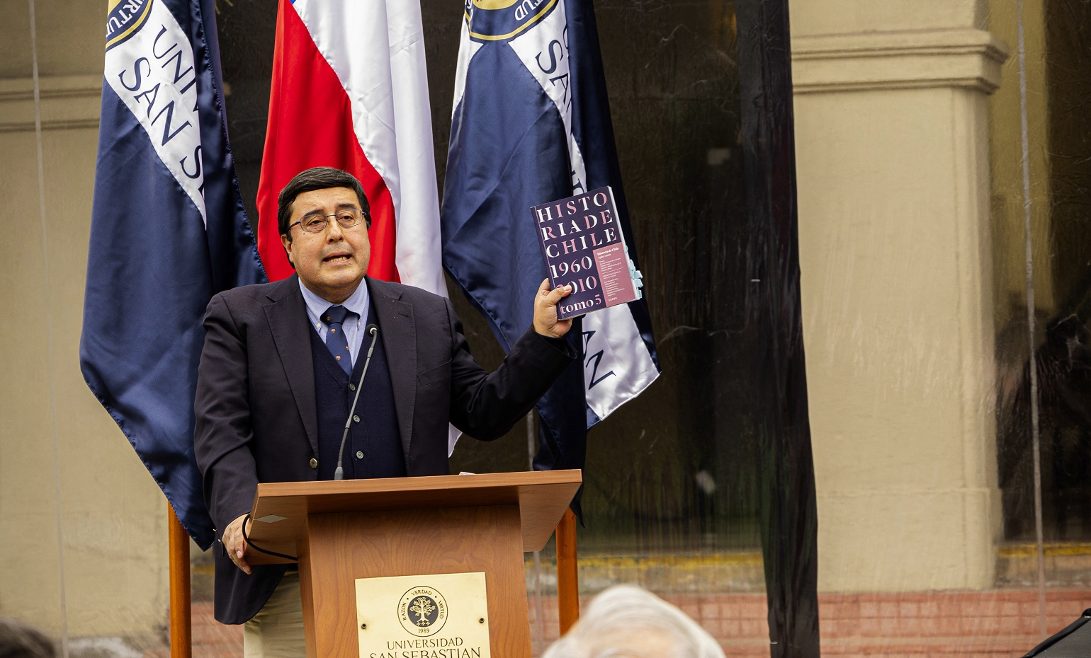 USS presentó libro El Gobierno de Allende, la Unidad Popular y la crisis de la democracia en Chile 1970-1973