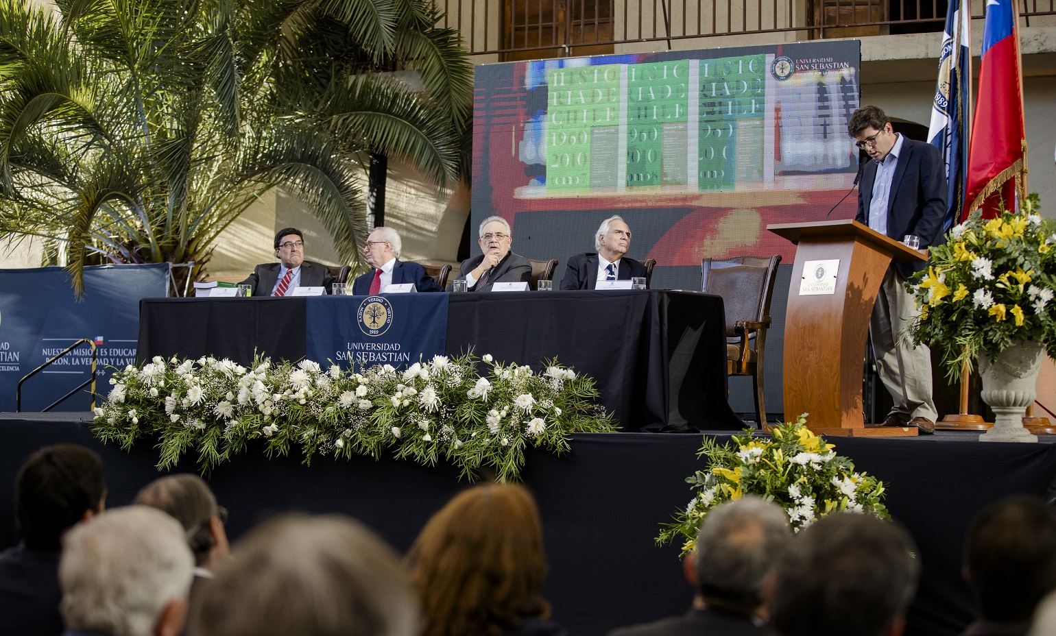 Lanzamiento-libro-de-historia-de-Chile8